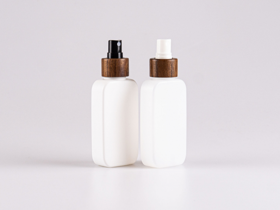 Flasche "Henry", 100ml, HDPE, mit Zerstäuber Walnut