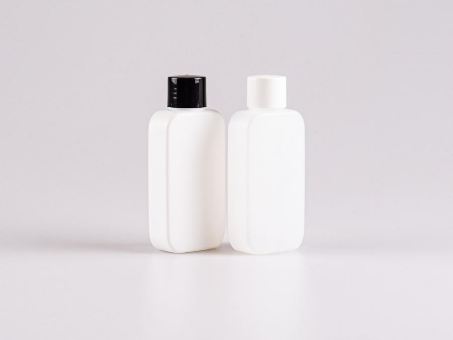 Flasche "Henry", 100ml, HDPE, mit Schraubverschluss weiss/schwarz