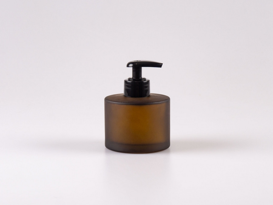 Rundflasche "Lilly", Braunglas, 180ml, mit Dispenser schwarz