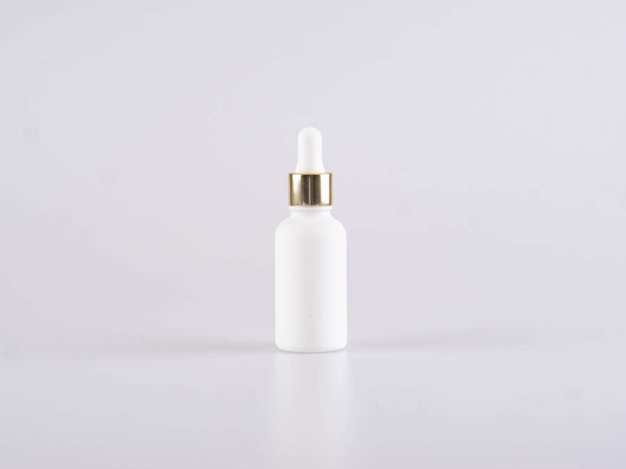 Weissglasflasche 30ml, mit Pipette gold