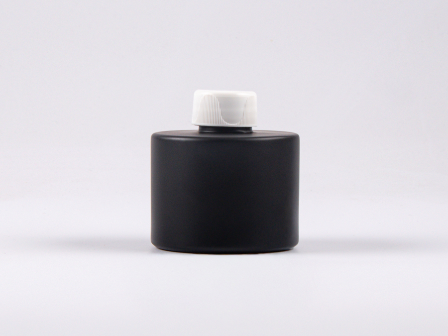 Schwarzglasflasche Lilly 130 ml - Schraubverschluss Kunststoff