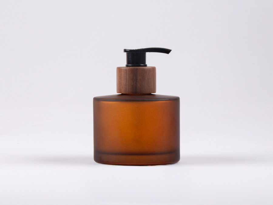 Braunglasflasche Lilly 180 ml - Dispenser Walnut