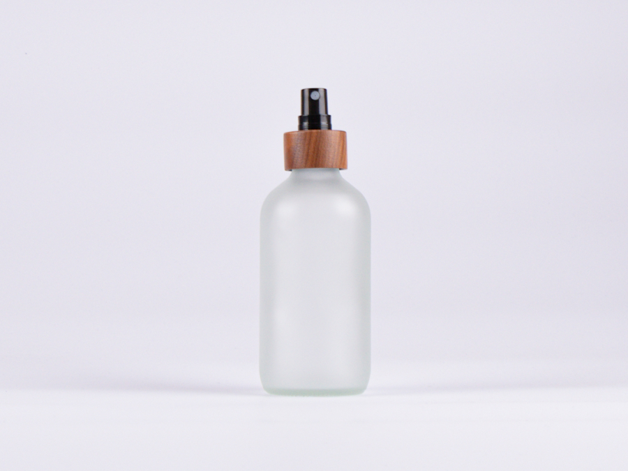 Glasflasche säuremattiert, 250ml, mit Zerstäuber Walnut