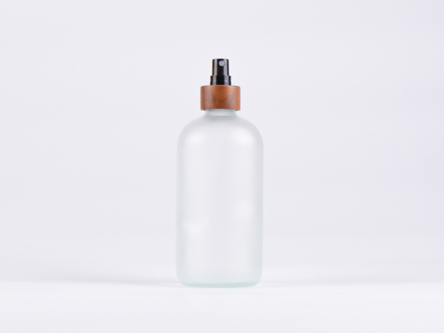 Glasflasche säuremattiert, 500ml, mit Zerstäuber Walnut