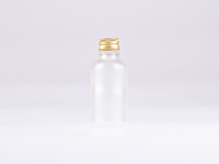 glasflasche-schwarz-matt-aludeckel