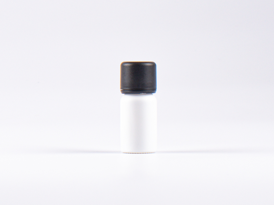 Weissglasflasche 10ml, mit Schraubverschluss & Giessring
