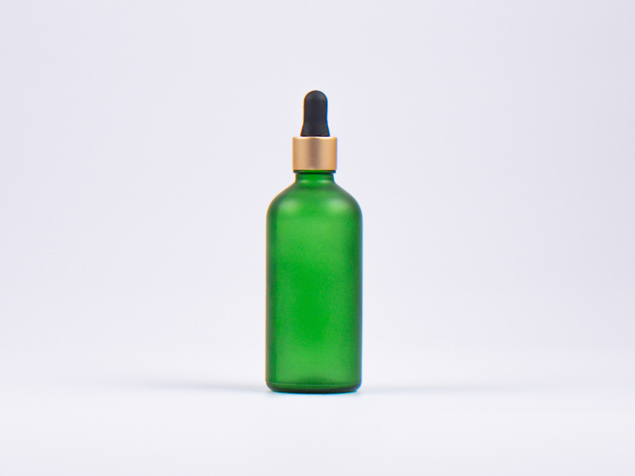 Grünglasflasche 100ml, mit Pipette gold
