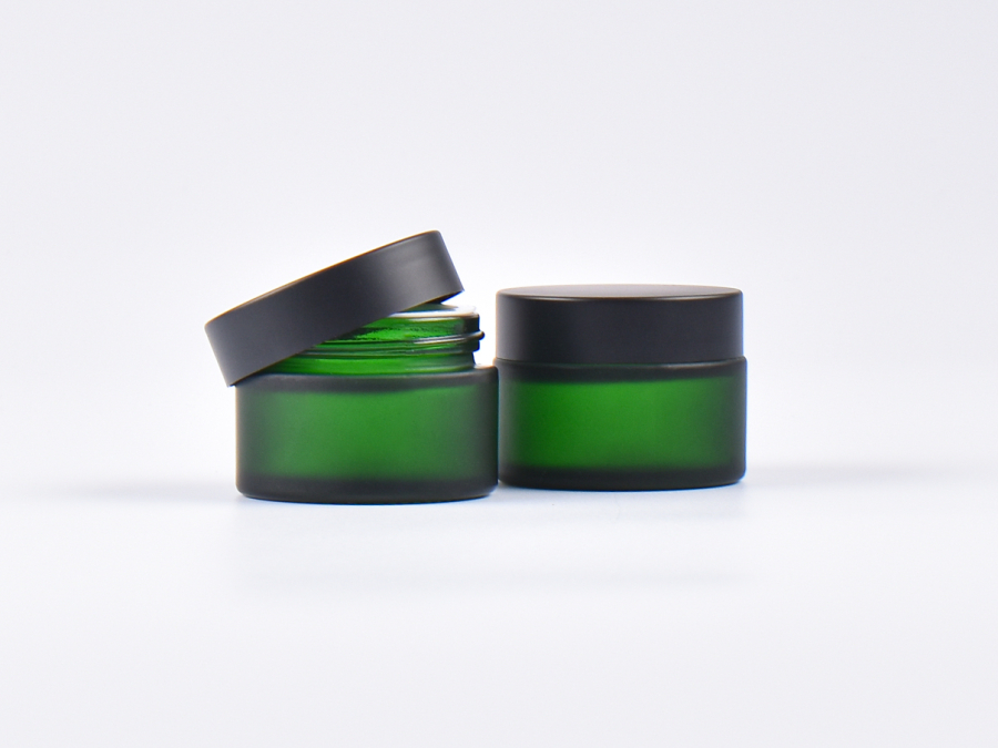 Grünglasdose, 30ml, mit Deckel schwarz