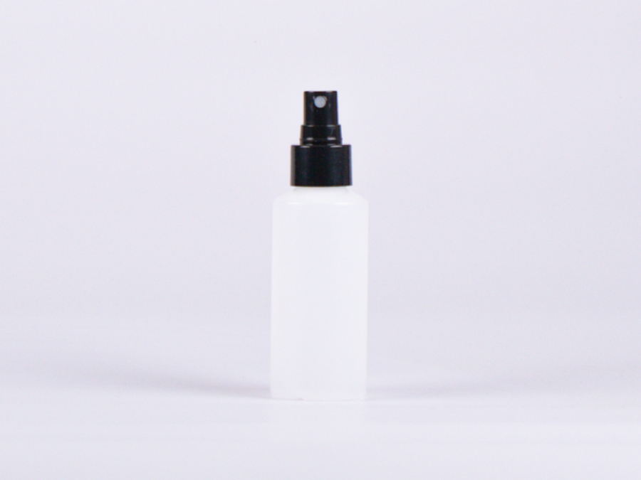 Flasche "Nasa" 100ml, LDPE, mit Zerstäuber weiss/schwarz