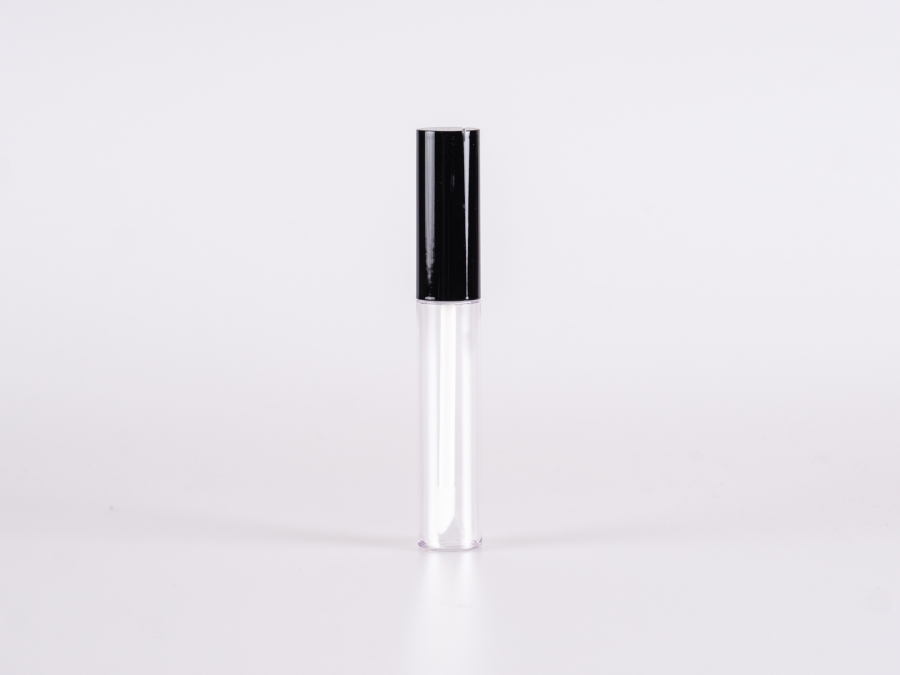 diy-lipgloss-flasche-spatel-schwarz