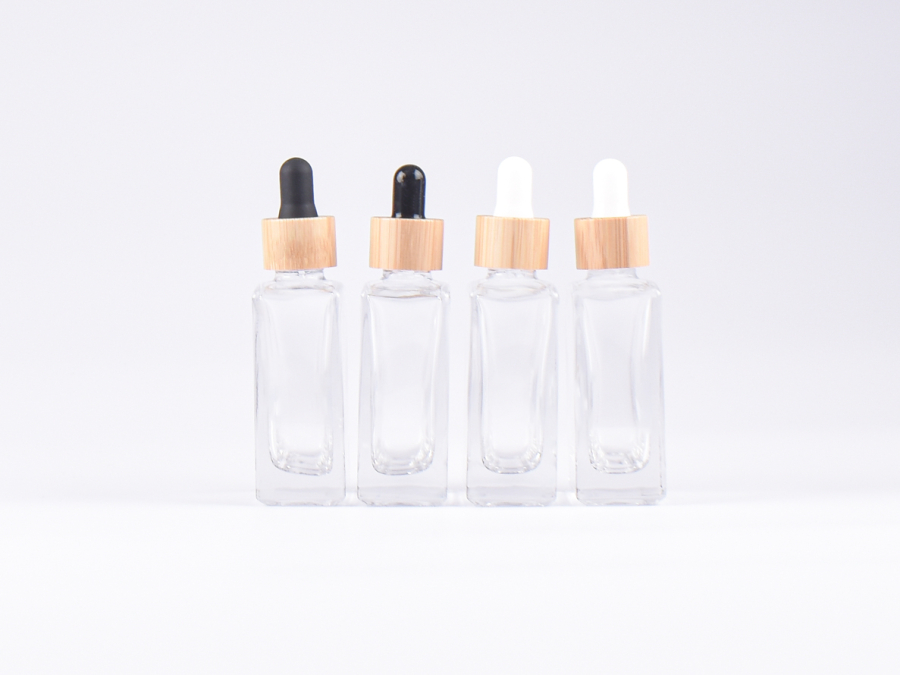 Klarglasflasche "Miro" 50ml, mit Pipette Bambus