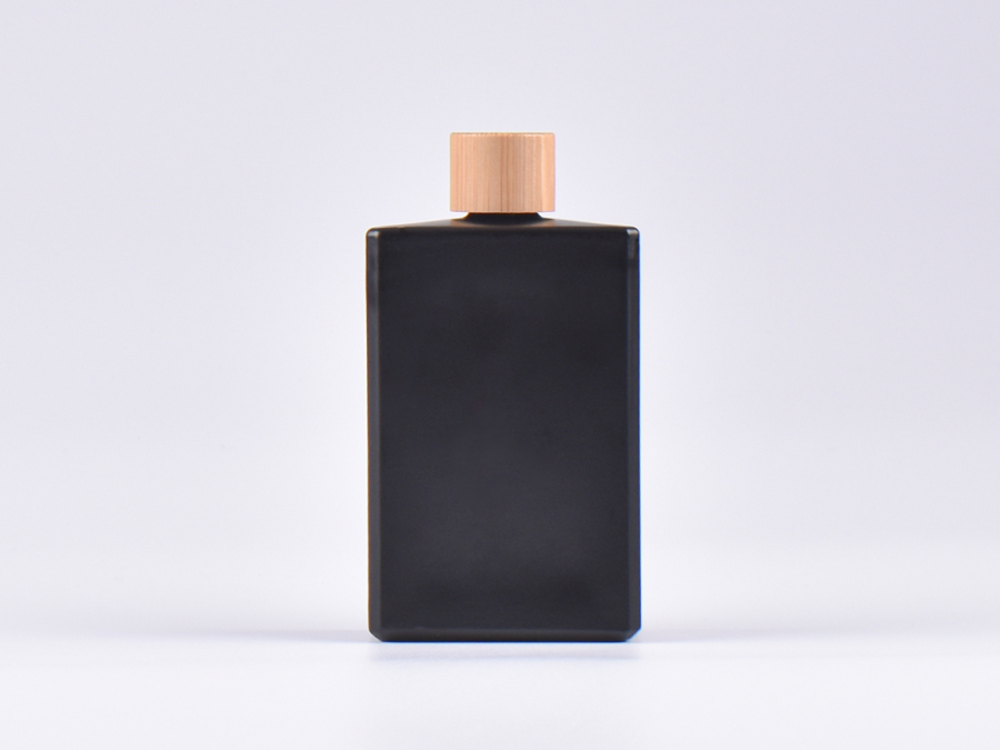 Schwarzglasflasche Miro 100 ml - Schraubverschluss Bambus