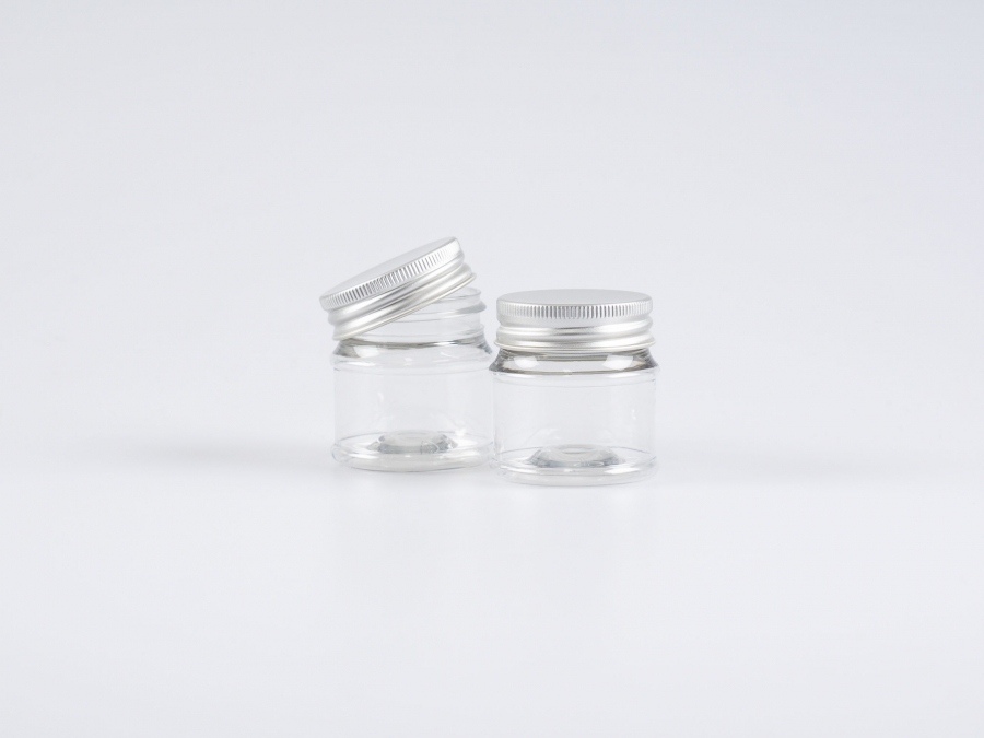 Dose "Neville", 50ml, hohe Form, mit Metalldeckel in 3 Farben