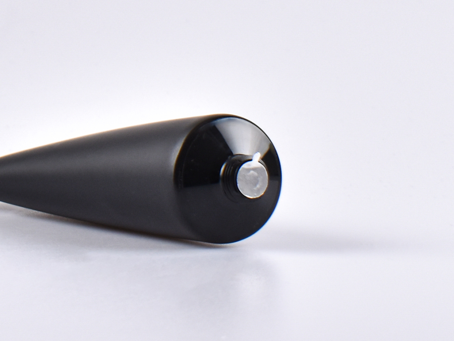 Kosmetiktube 60ml, schwarz-matt