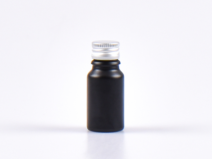 schwarz-matt-trendy-glasflasche-aludeckel