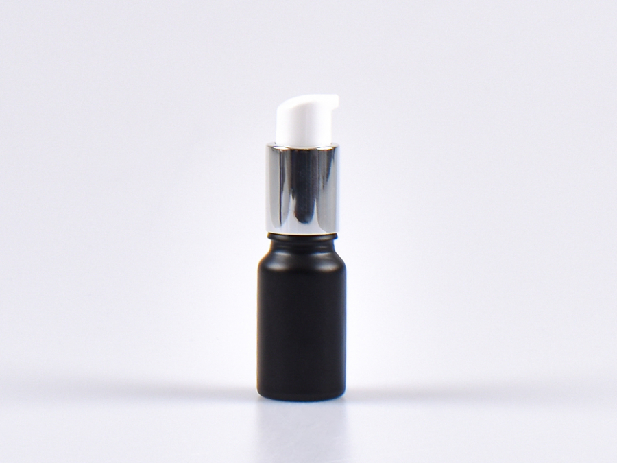 glasflasche-10ml-schwarz-lotionspumpe-silber