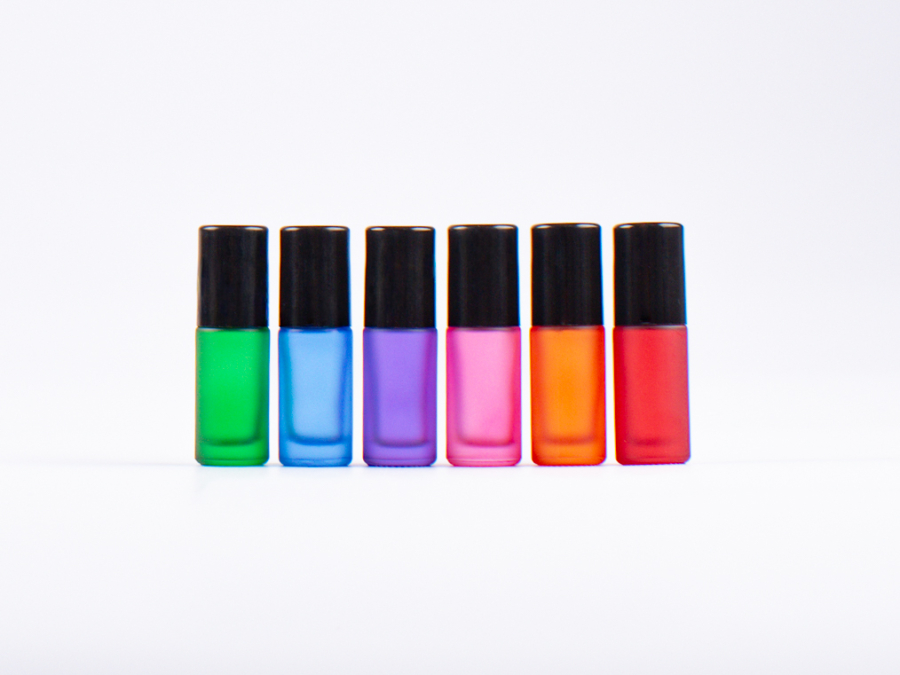 Roll-On-Flasche "Emma" 5ml, color, mit Deckel weiss/schwarz