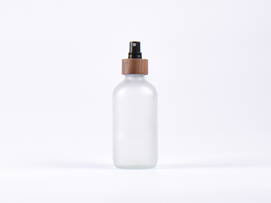 Glasflasche säuremattiert, 250ml, mit Zerstäuber Walnut