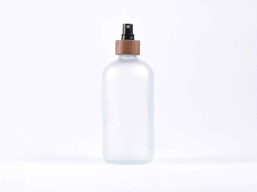 Glasflasche säuremattiert, 500ml, mit Zerstäuber Walnut