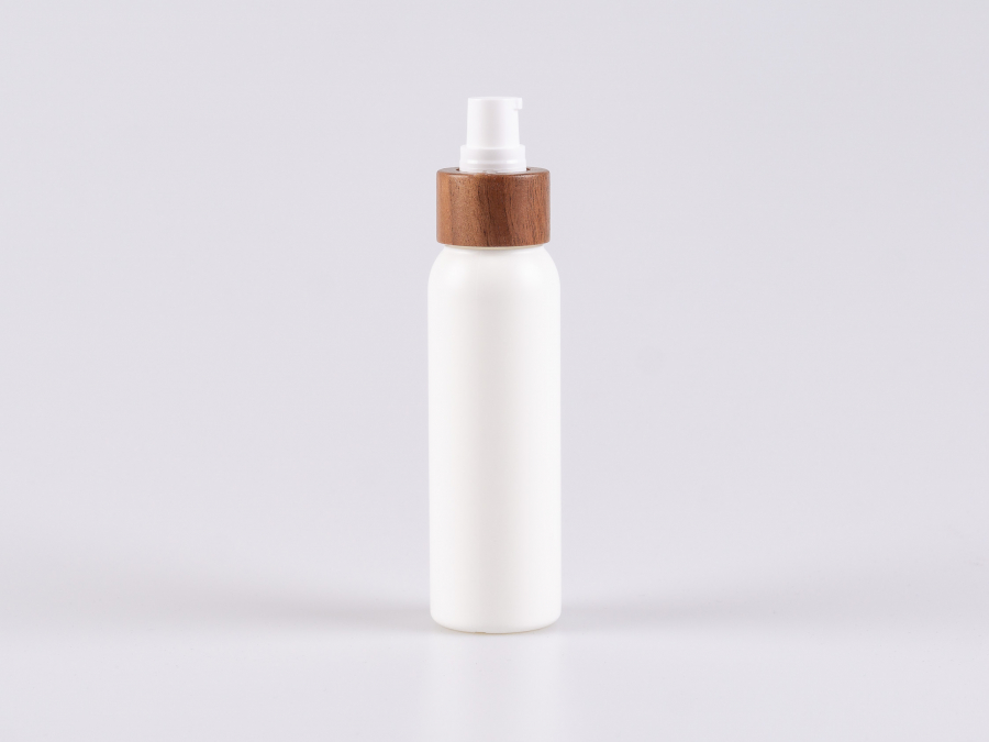Flasche "Tara" 100ml, matt-weiss, mit Lotionspumpe Walnut
