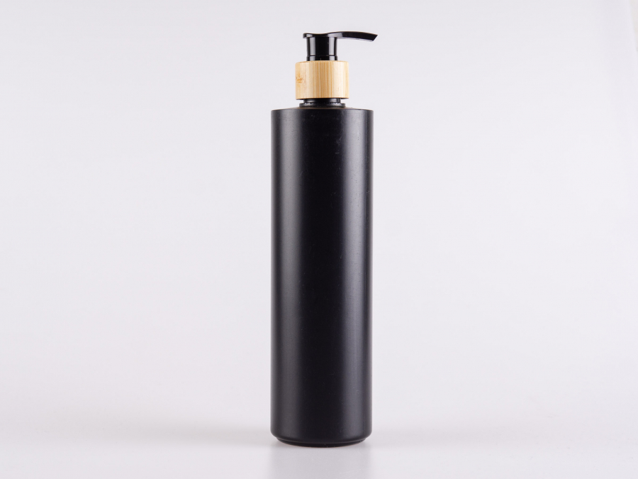 Flasche "Tara" 500ml, matt-schwarz, mit Dispenser Bambus