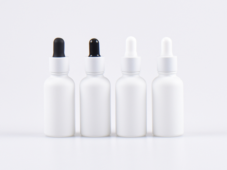 Weissglasflasche 10ml, mit Pipette weiss