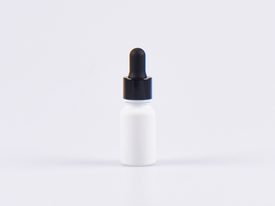 cbd-kosmetik-pipettenflasche-glas-verpackung