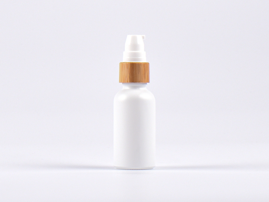 Weissglasflasche 30ml, mit Lotionspumpe Bambus