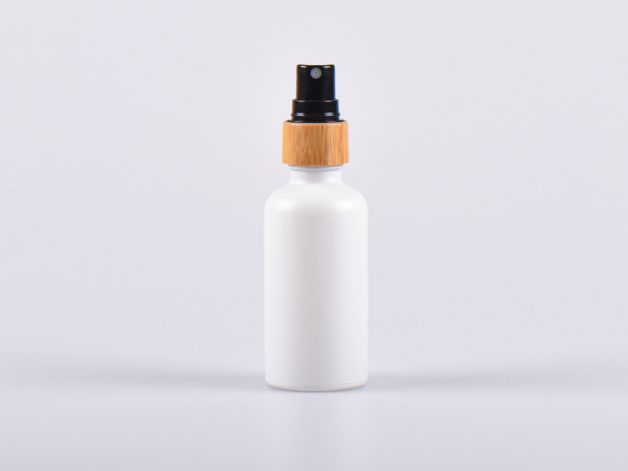 Weissglasflasche 50ml, mit Zerstäuber Bambus
