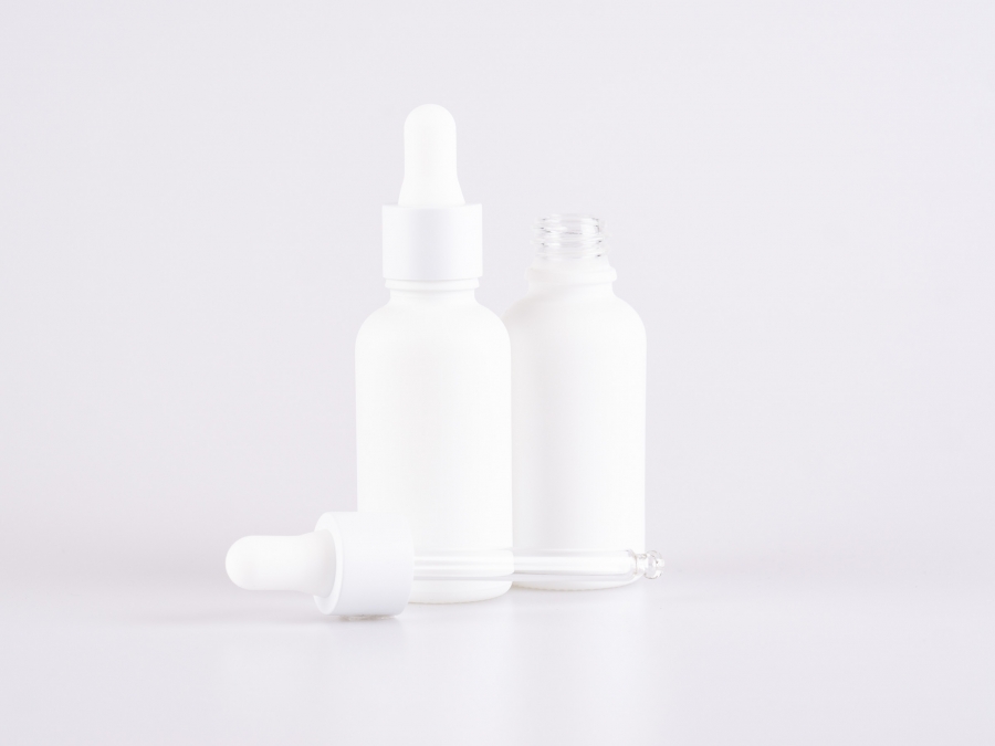 Weissglasflasche 50ml, mit Pipette weiss