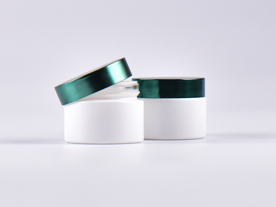 Weissglasdose, 50ml, mit Deckel grün