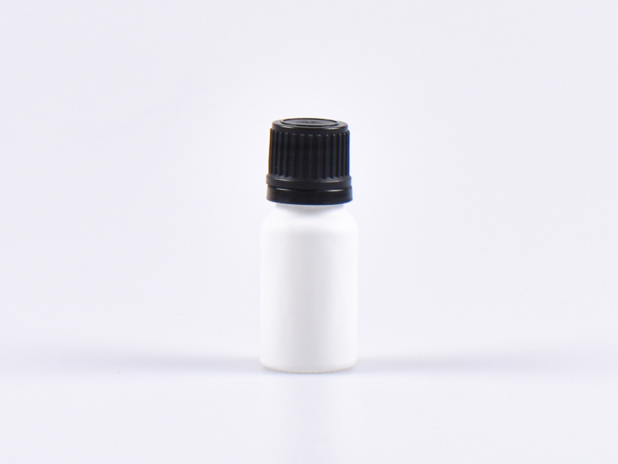 glasflasche-weiss-matt-10ml-tropfeinsatz