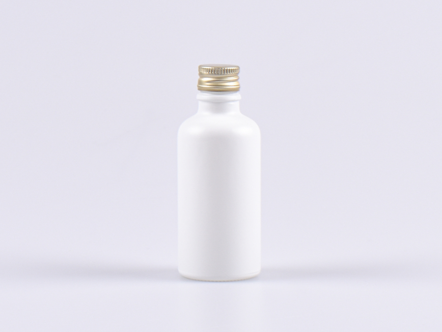weiss-glasflasche-matt-alu-deckel-silber-gold