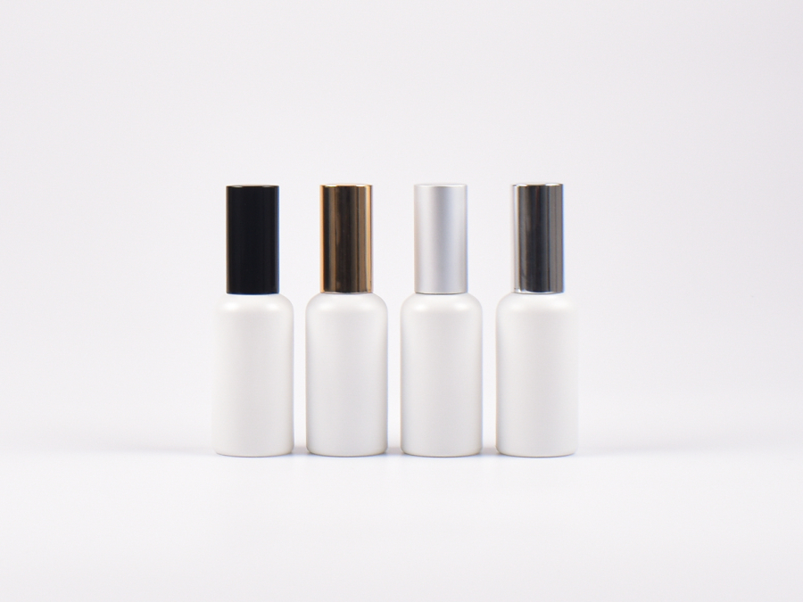 Weissglasflasche 100ml, mit Lotionspumpe Aluminium, 4 Color