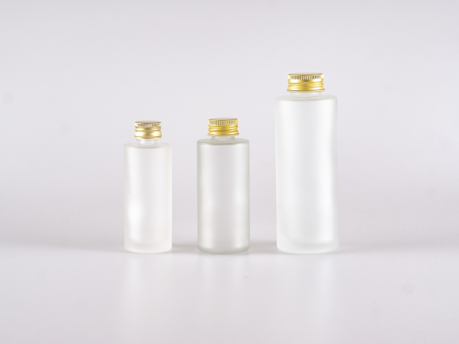 kosmetikflasche-glas-aluminium-deckel