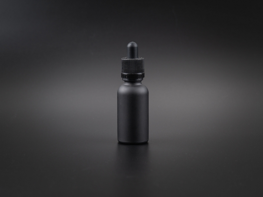 Schwarzglasflasche 30ml, mit Pipette OV