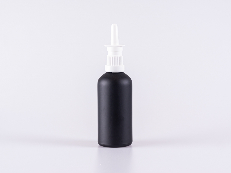 Schwarzglasflasche 100ml, mit Nasenspray