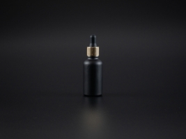 Schwarzglasflasche 30ml, mit Pipette gold