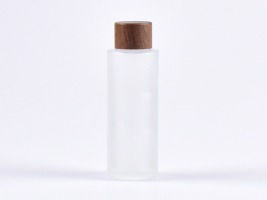 Glasflasche säuremattiert, 100ml, mit Schaubverschluss Walnut