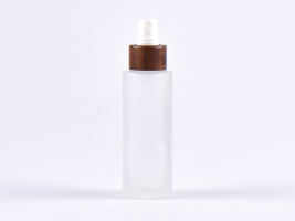 Glasflasche säuremattiert, 100ml, mit Zerstäuber Walnut