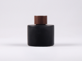 Schwarzglasflasche Lilly 130 ml - Schraubverschluss Walnut