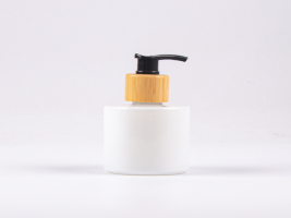 Weissglasflasche Lilly 130 ml - Dispenser Bambus
