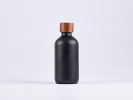 Schwarzglasflasche 250ml, mit Schraubverschluss Walnut