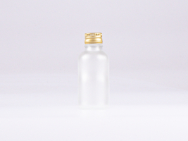 glasflasche-schwarz-matt-aludeckel