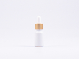 Weissglasflasche 10ml, mit Pipette gold