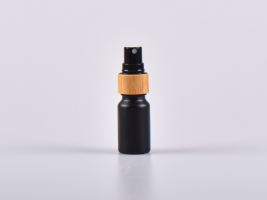 Schwarzglasflasche 10ml, mit Zerstäuber Bambus