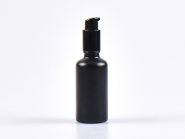 Schwarzglasflasche 50ml, mit Lotionspumpe Aluminium, 4 Color