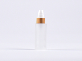 Glasflasche säuremattiert, 30ml, mit Lotionspumpe Bambus