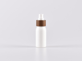Flasche "Tara" 50ml, matt-weiss, mit Lotionspumpe Walnut