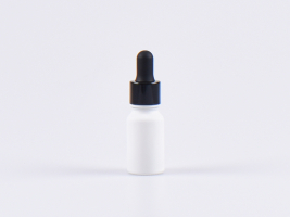 Weissglasflasche 10ml, mit Pipette schwarz